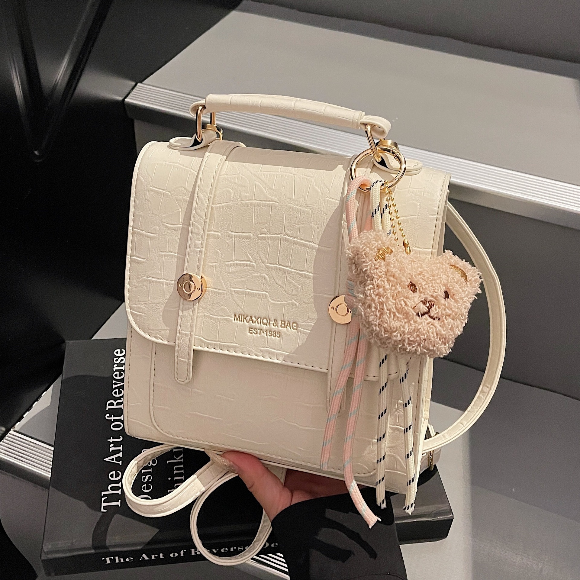 designer High-End Double Shoulder Bag for Women 2025 New Fashion Versatile Commuter Backpack for College Students Travel Handbag