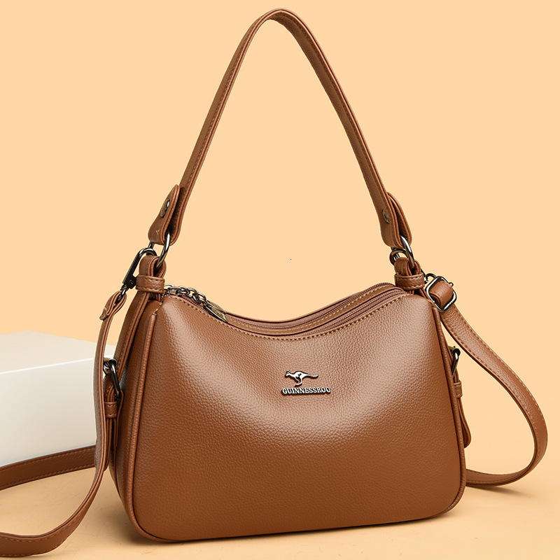 New Style Free Delivery Designer Bag 2025 New Simple Underarm Bag Women Large Capacity Versatile Shoulder Crossbody Small Square Bag New Free Delivery