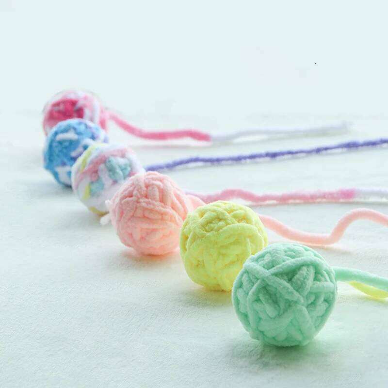 MADDEN Funny Toys Colorful Yarn Balls with Bell Sounding Interactive Chewing for Kitten Stuffed Toy Ball Cat Supplies