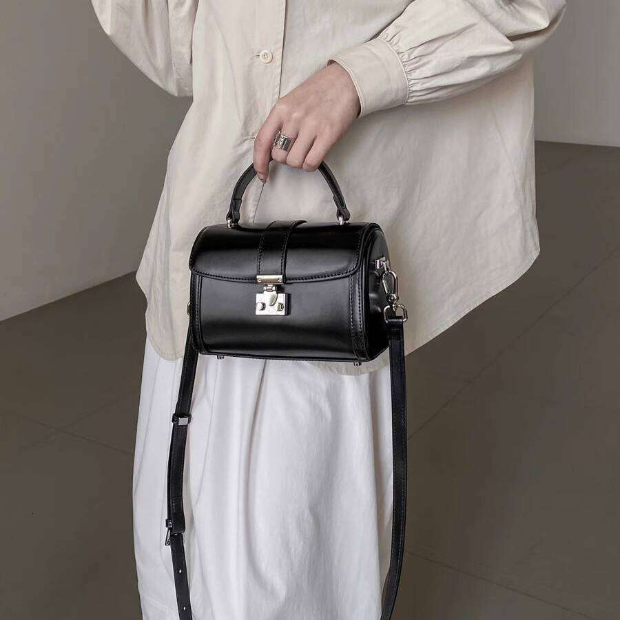 Oushangdian Women s New Genuine Leather Handbag Small Box High end Niche Versatile Shoulder Crossbody Bag Trendy