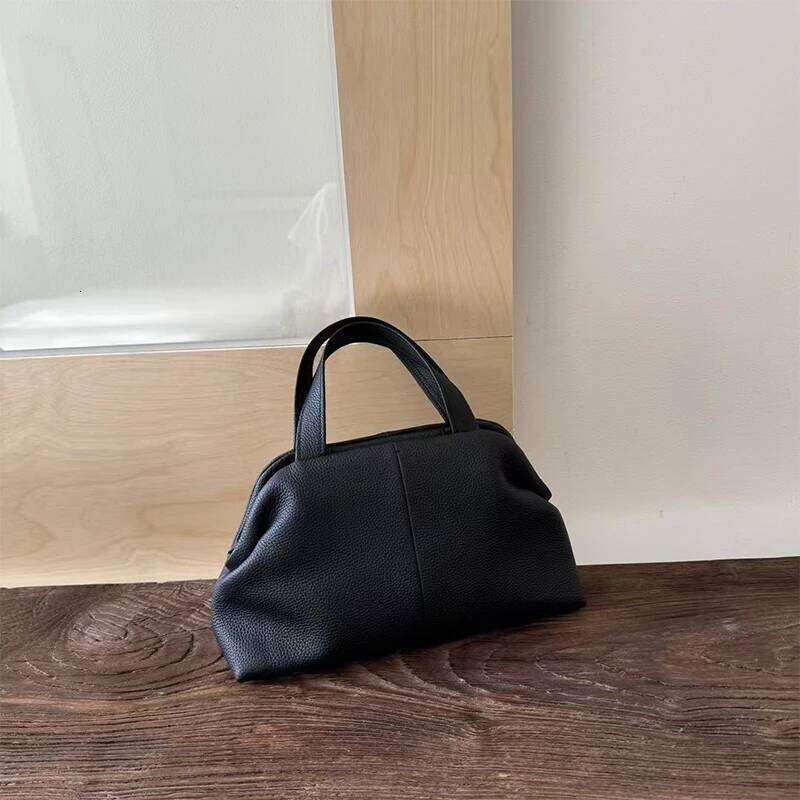 Top Layer Cowhide Large Capacity Genuine Leather Handbag Tote Women 2025 New Brand Boston Pillow Bag