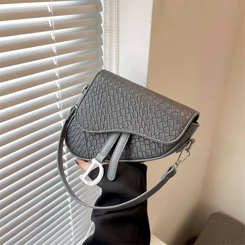 hot free shipping designer Shoulder shoulder for woman new casual saddle bag classic cross bag black white grey