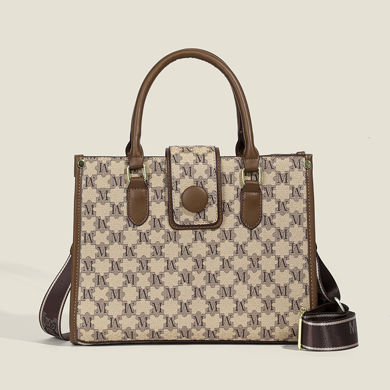 quality Brand High Quality New Style Elegant Bag for Women Summer New Classic Versatile Shoulder Bag Retro Printed Handbag Bags New Free Delivery Desi