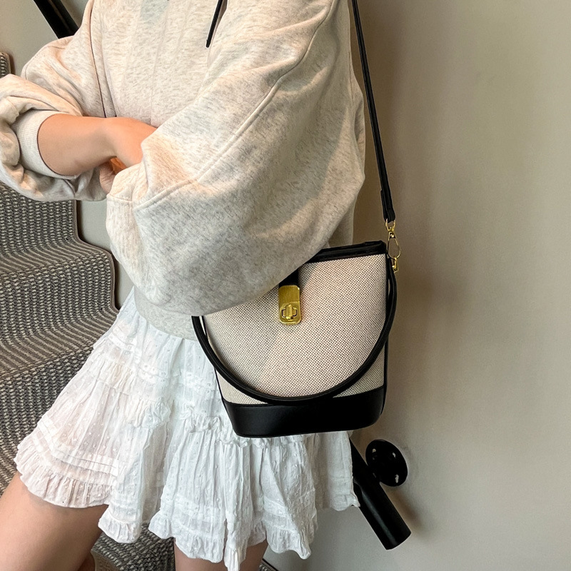 designer Niche Retro Bag for Women 2025 New High-end Versatile Handbag Bucket Bag Patchwork Shoulder Crossbody Bag