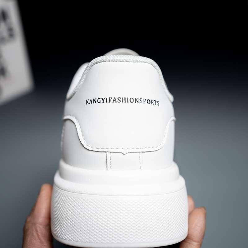 designer Men's shoes 2025, thick-soled white sneakers, Korean version, fashionable and versatile, flat casual sports shoes, three-dimensional che