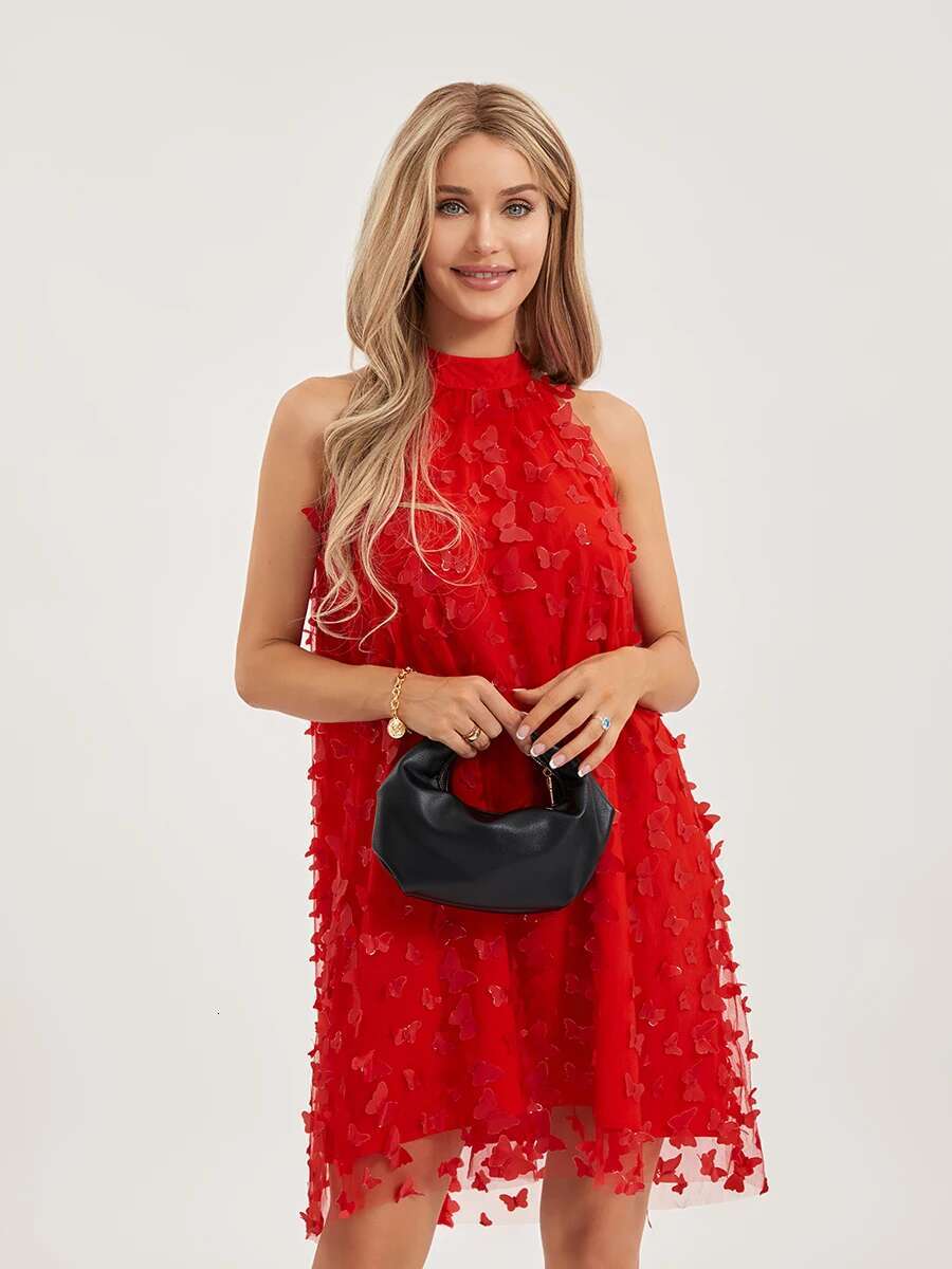 Elegant Lace Embroidered Sleeveless Halter Neck Dress with Floral Appliques and Mesh Overlay for Summer Cocktail Party