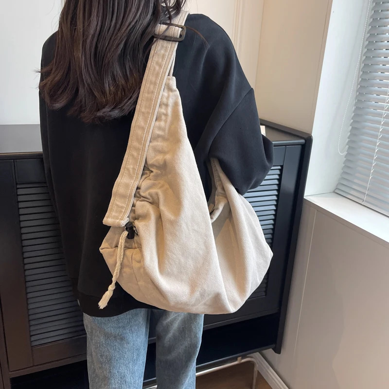 Large Capacity Canvas Shoulder Bag For Women College Student Book Bag Fashion Travel Shopping Crossbody Bag School Messenger Bag 250606