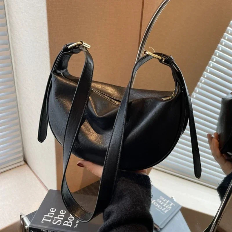 Vintage Crossbody Bags for Women Large Capacity Handbags Solid Soft Shoulder Bags Female Casual Travel Hobos Bag Sac 250606