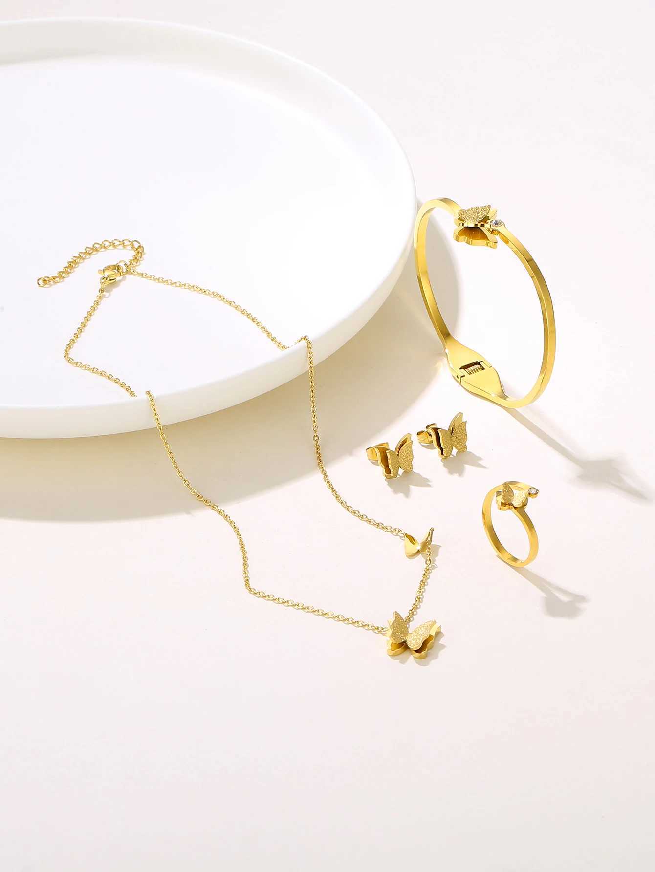 Butterfly Necklace For Women Stainless Steel Jewelry Sets Summer Charm Fashion Jewelry Accessory Z250607