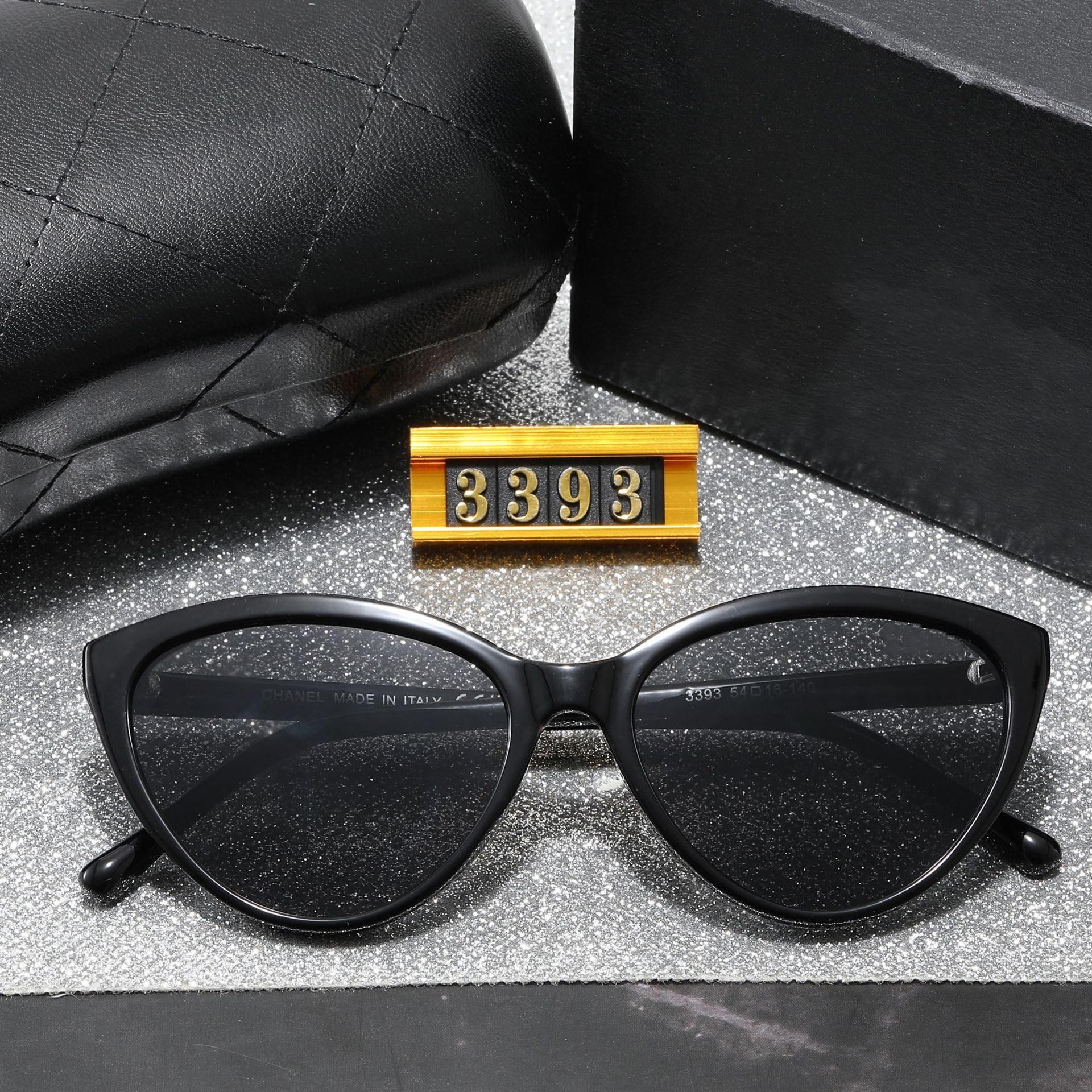 New Photochromic Anti-Blue Light Elderly Fashion Butterfly Reading for Women High Definition Non-Prescription Glasses