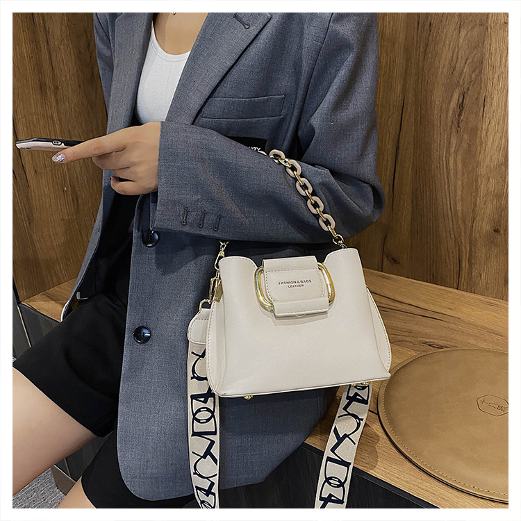 Free Shipping 2025 New Designer Bag Cross-border Luxury Wallet Trendy Bucket Bag Korean Style Single Shoulder Chain Bag Handbag Large Capacity Commuti