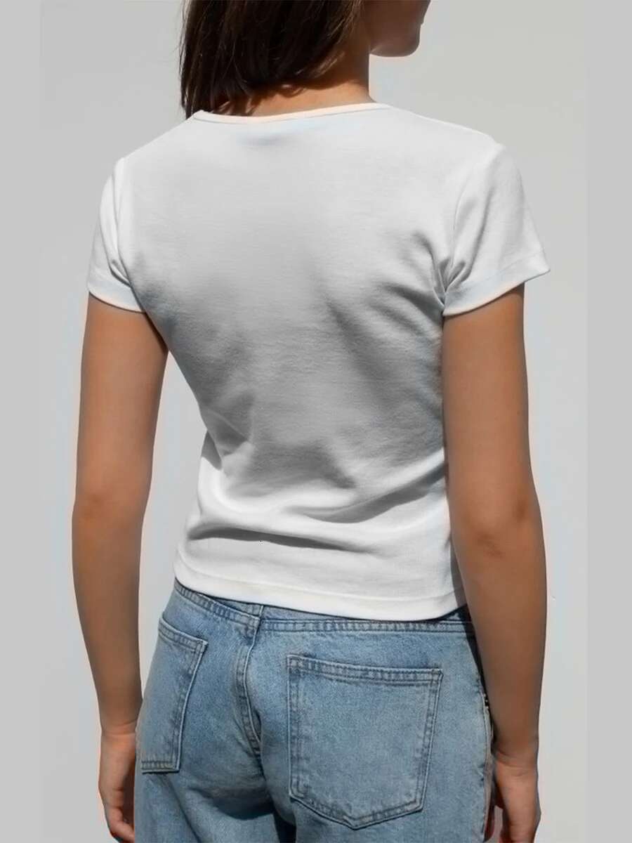 Womens Stylish Summer Short Sleeve Round Neck Graphic Print T-shirt with Floral Design