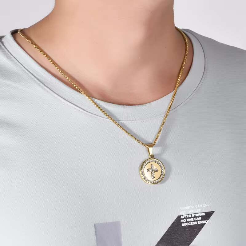 Fashion Stainless Steel Cross Pendant Necklace 18k Gold Plated Non Tarnish Crystal Round Cross Necklace for Men