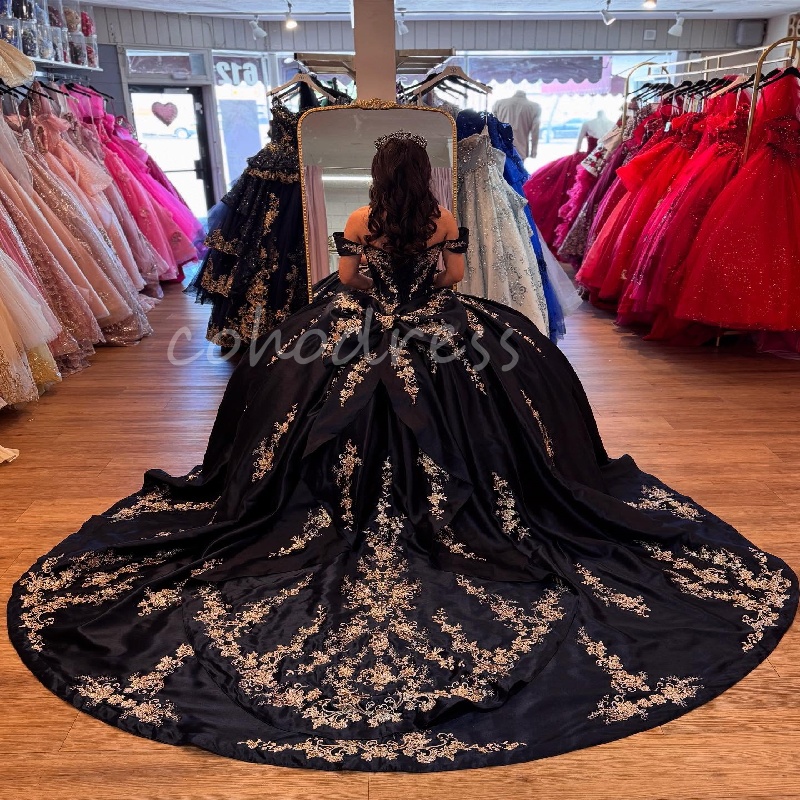 Princess Black And Gold Quinceanera Dresses 2025 Off Shoulder Vestidos De 15 Anos Lace Up Glamorous Birthday Party Bespoke Occasion Sweet 16 Dress