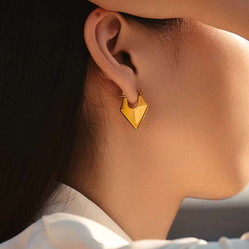 Hot Sale New Bohemian Style Stainless Steel Waterproof Earrings Plated With 18K Gold Non Fading Small Huggie Earrings for Women