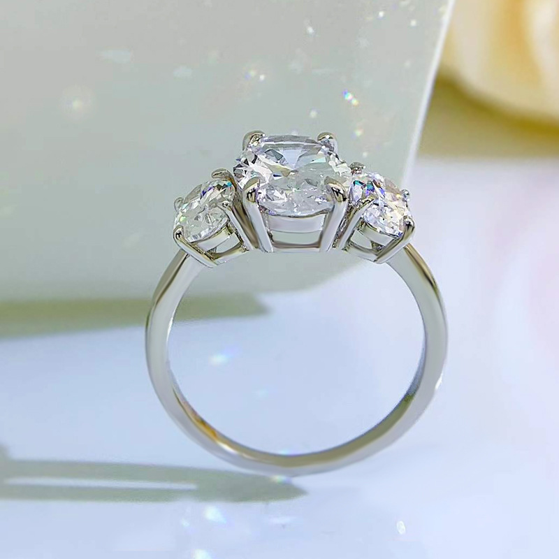2025 Rulalei Wedding Rings Luxury Jewelry Soild 100% 925 Sterling Silver Large Oval Cut Three Stone Lab Moissanite Diamond Gorgeous Promise Lady Brida