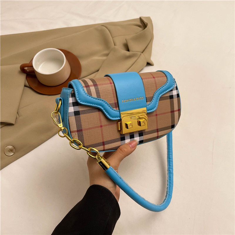 Luxury Fashion Casual Shoulder Bag Saddle Bag Hot Free Shipping Shoulder Handbag Fashionable Letter Daily Flap for Women Designer Shoulder Totes Bags 