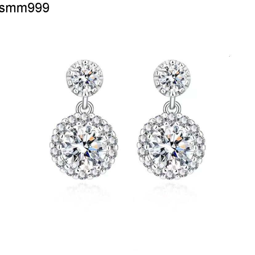 High Quality 1ct VVS1 D Color Cut Moissanite Diamond Stud Earrings Luxury 925 Sterling Silver Design for Women