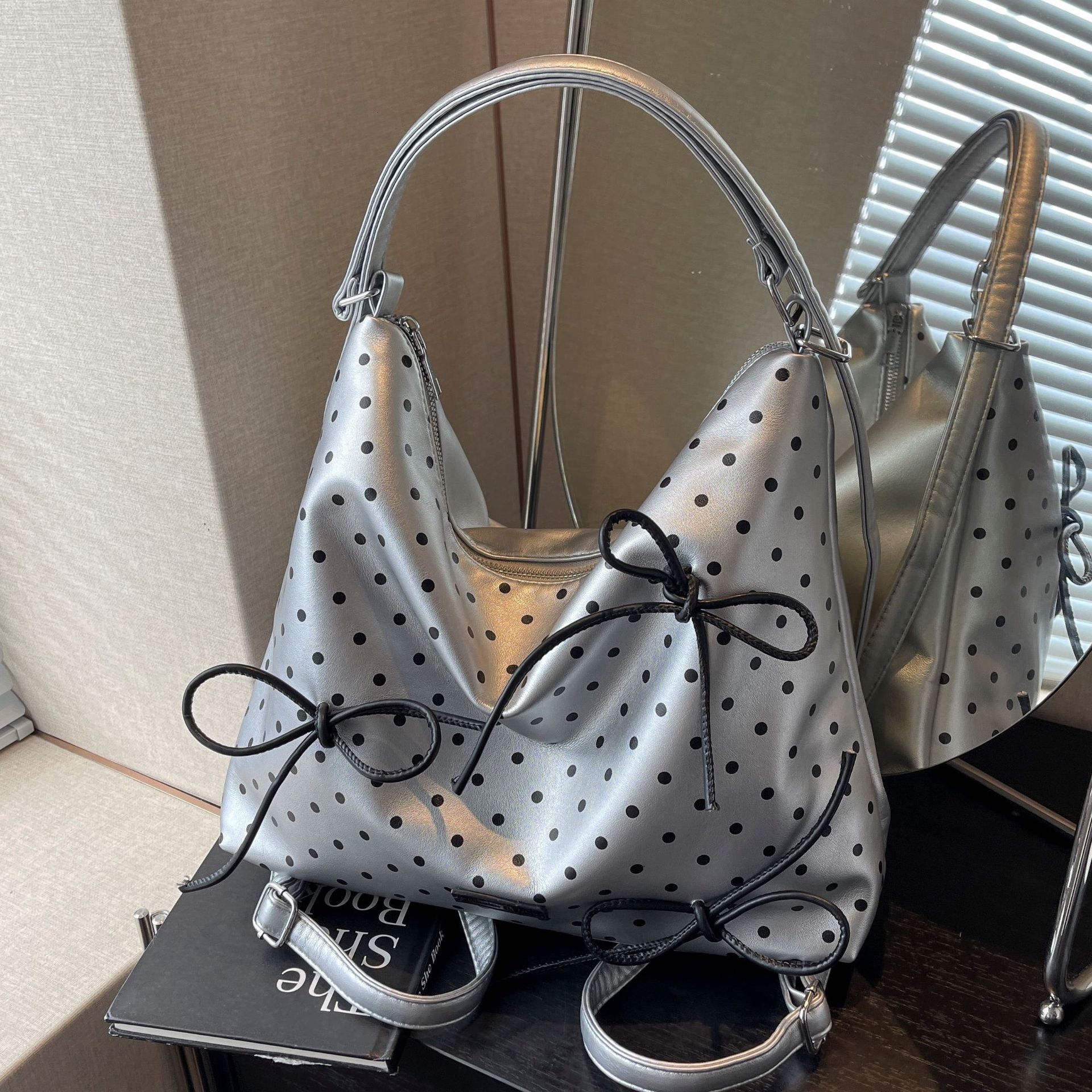 designer Korean Style Polka Dot Bowknot Backpack for Women 2025 New Fashion Trend Multi-use Convertible Shoulder Bag for Outings