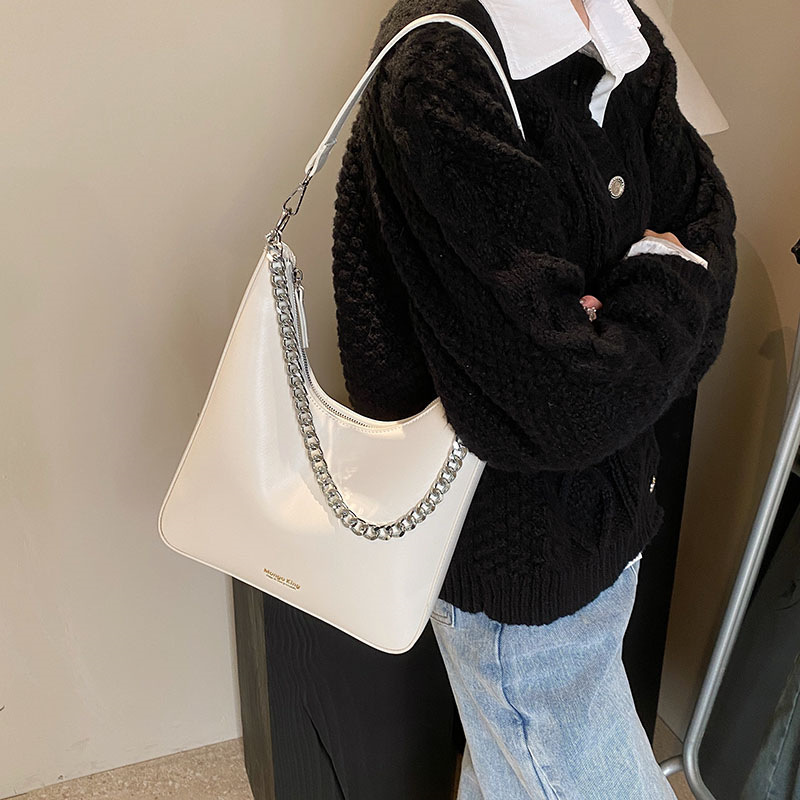 Free Shipping Designer Bag light Luxury Simplicity Autumn And Winter New Maillard Style Fashion Shoulder Chain Design Atmospheric Crossbody Bag