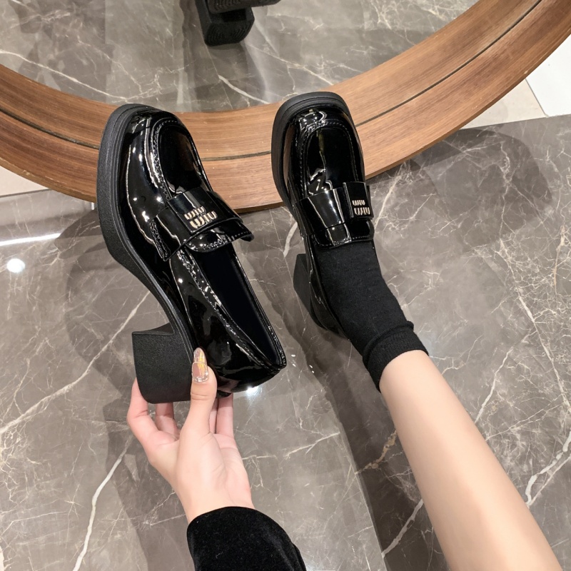 2025 free shipping fashion luxury designer square toe British women's fashion single shoe sleeve loafers high heels