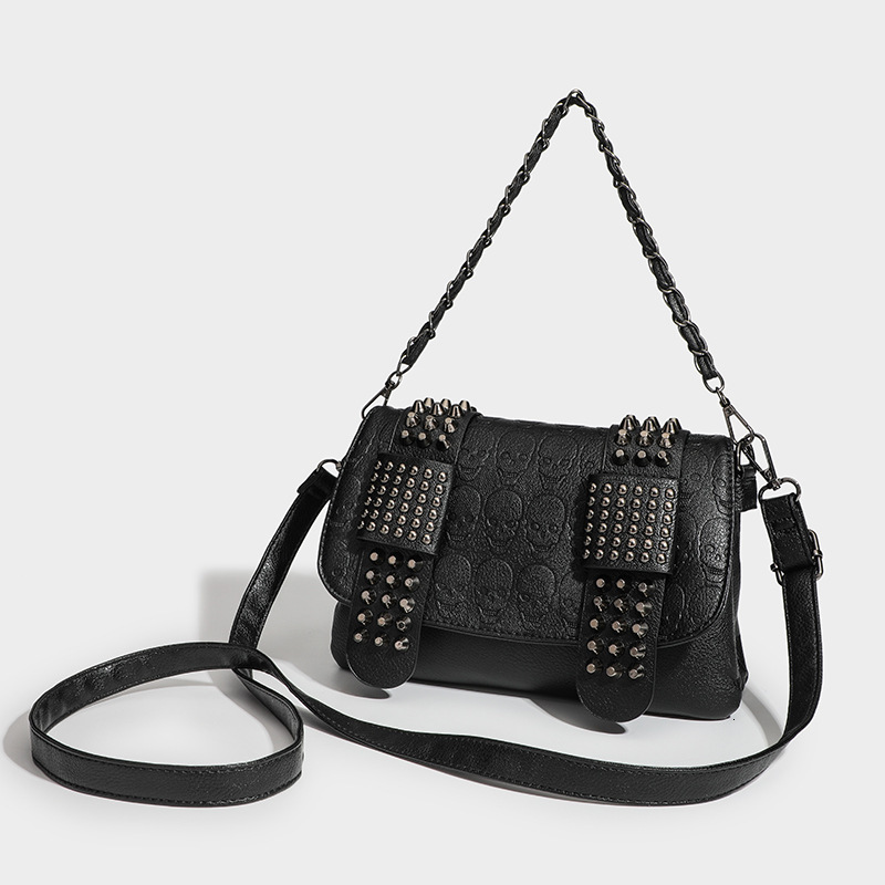 Luxury Brand Designer Bag Studded Skull Women's Bag 2025 New Casual Trendy Crossbody Bag Women's Fashion Shoulder Handbag