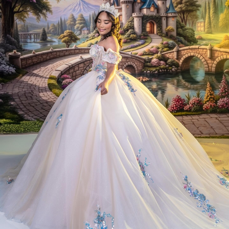 Beige Shiny Off The Shoulder Ball Gown Quinceanera Dresses Sequin Appliques Lace Beading Crystal Tull Sweet 16 Dress vestidos 15 anos