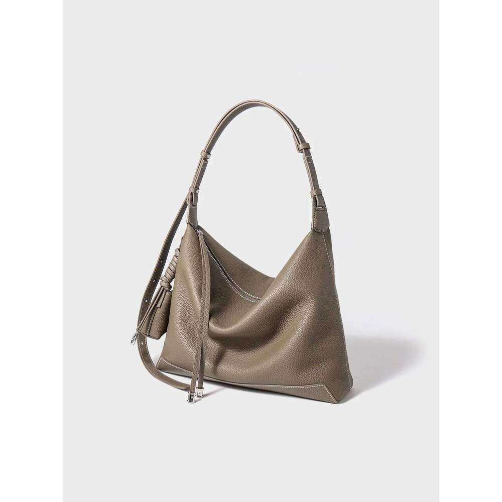 Single Shoulder Underarm New Large Capacity Tote Senior Sense Casual Fashion Women's Bag