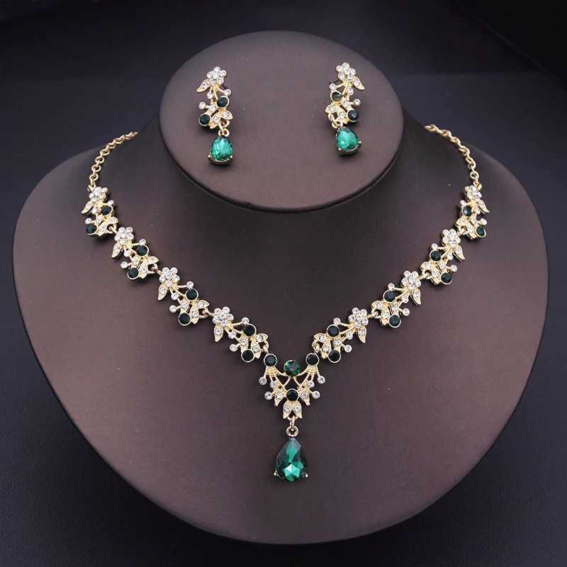 Exquisite Dangle Earrings and Necklace for Women Bridal Jewelry Set Flower Design Shining Rhinestone Necklace set Wedding Z250607