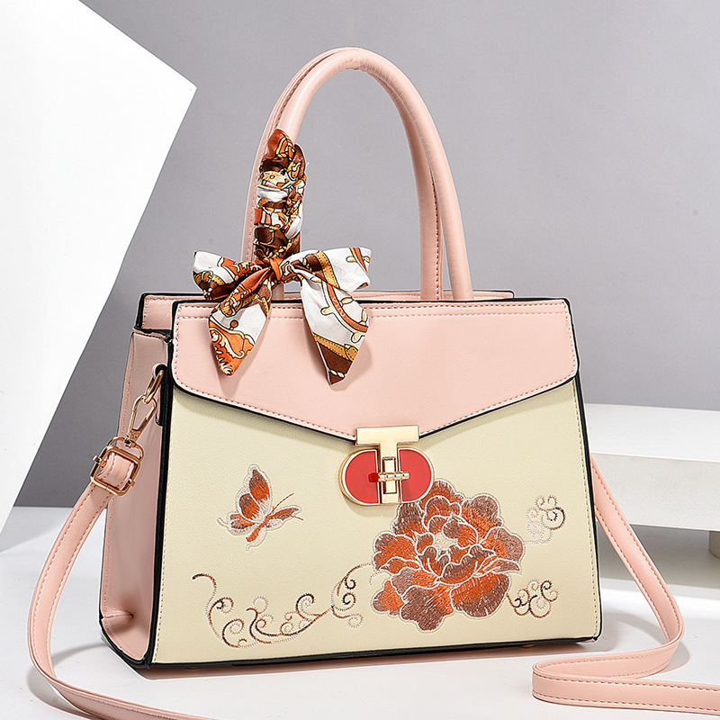 Free Shipping 2025 New Designer Bag Chinese Embroidery Wedding Bag Luxury Women's Wallet Fashionable Handbag Trendy Large Capacity Shoulder Bag