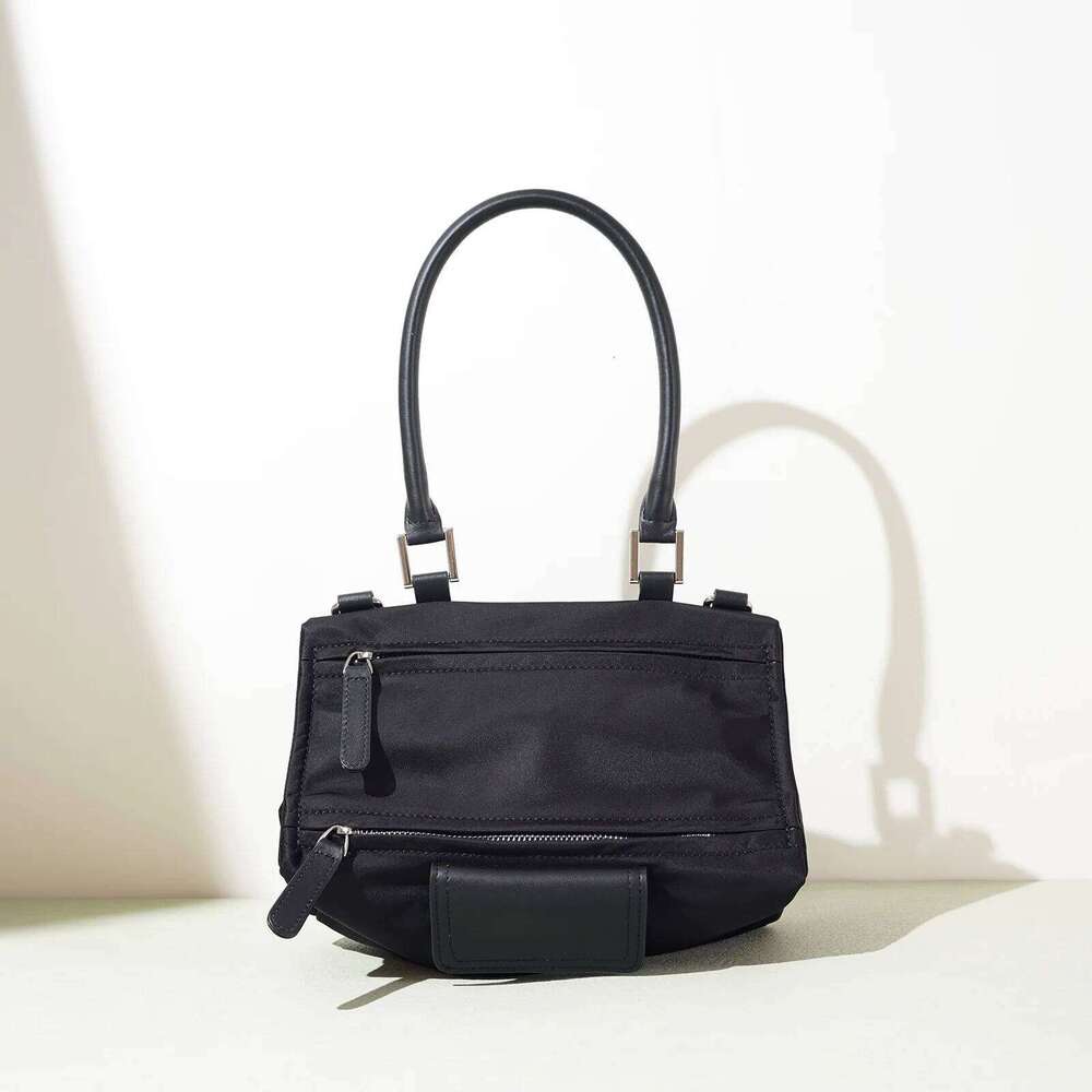 Motingsome 2025 New Woman Bag Niche Design Nylon Oversized Shoulder Handbag Linen Large-Capacity Holiday Vacation Bags