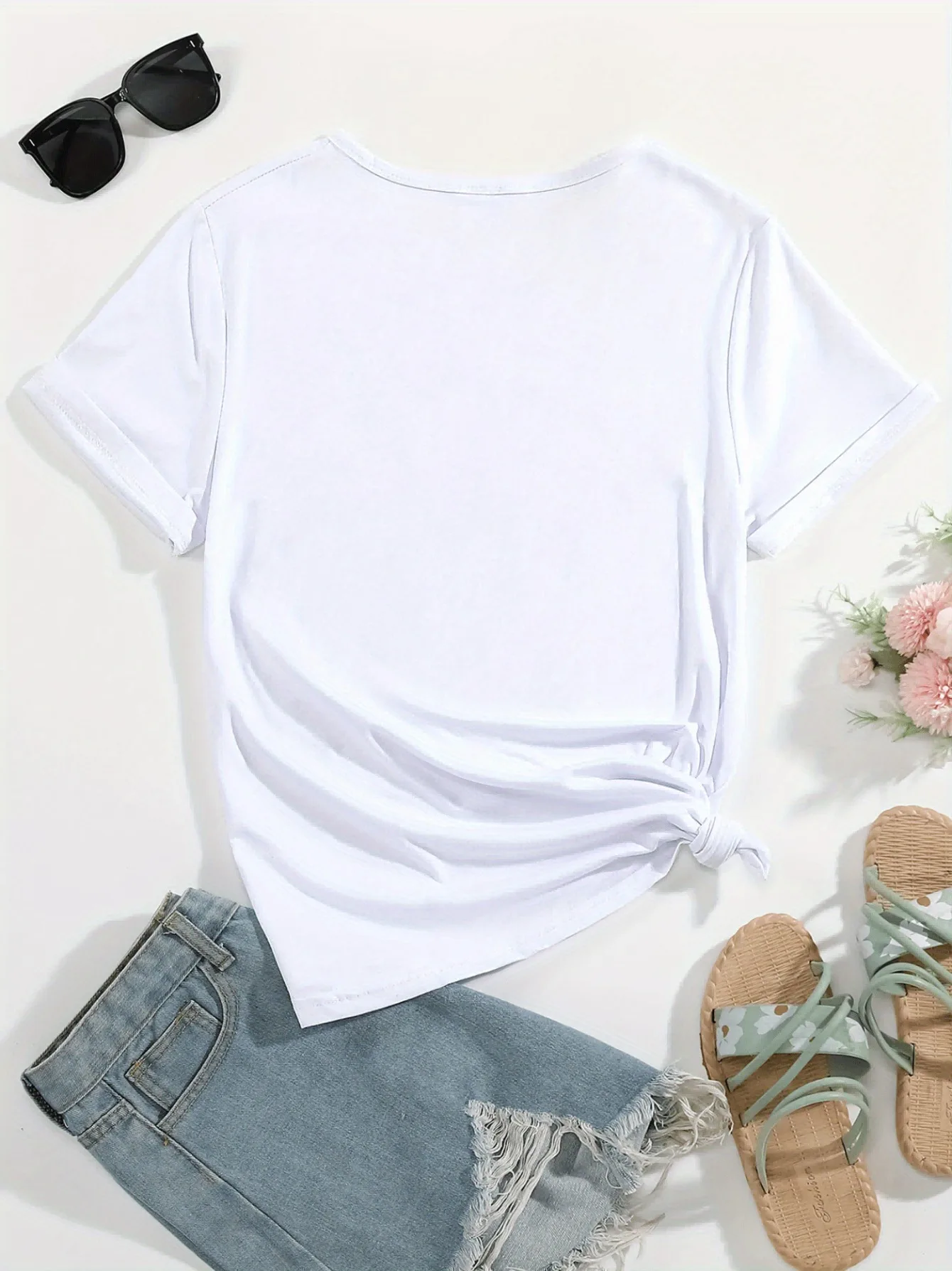 Labubu Anime Graphic Print Designer T-Shirt Short Sleeve Crew Neck Casual Top for Summer Spring Women'S Clothing 2025 New