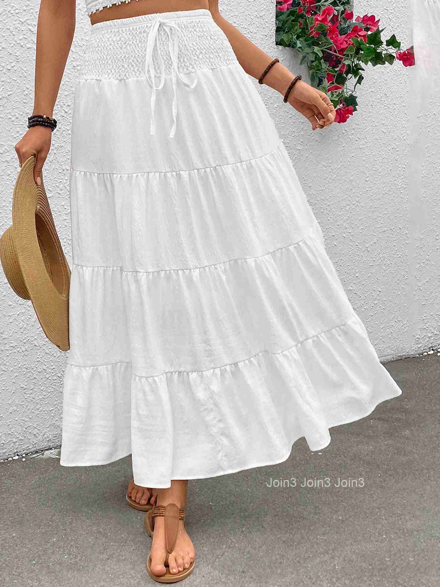 Ladies Stylish High-waisted Skirt with Bohemian Flair and Ruffled Detailing Perfect for Summer Beach Getaways and Urban
