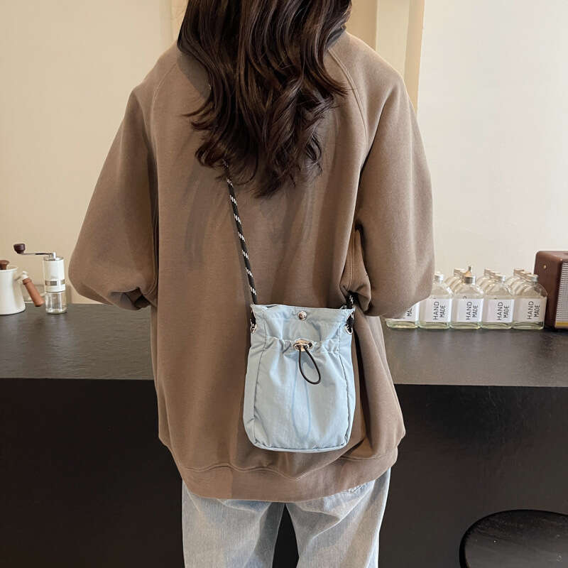 Korean Niche Canvas for Women 2024 New Trendy Fashion Square Versatile Casual Crossbody Small Bag