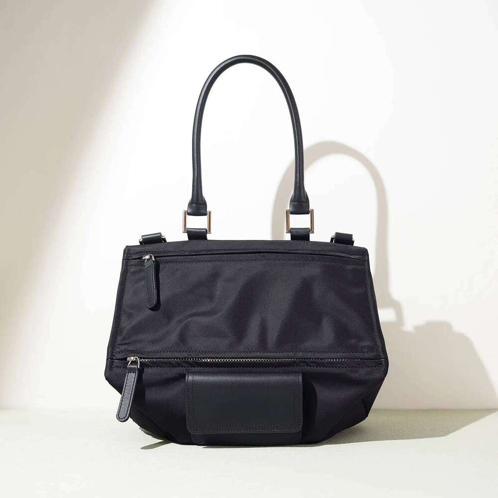 Motingsome 2025 New Woman Bag Niche Design Nylon Oversized Shoulder Handbag Linen Large-Capacity Holiday Vacation Bags