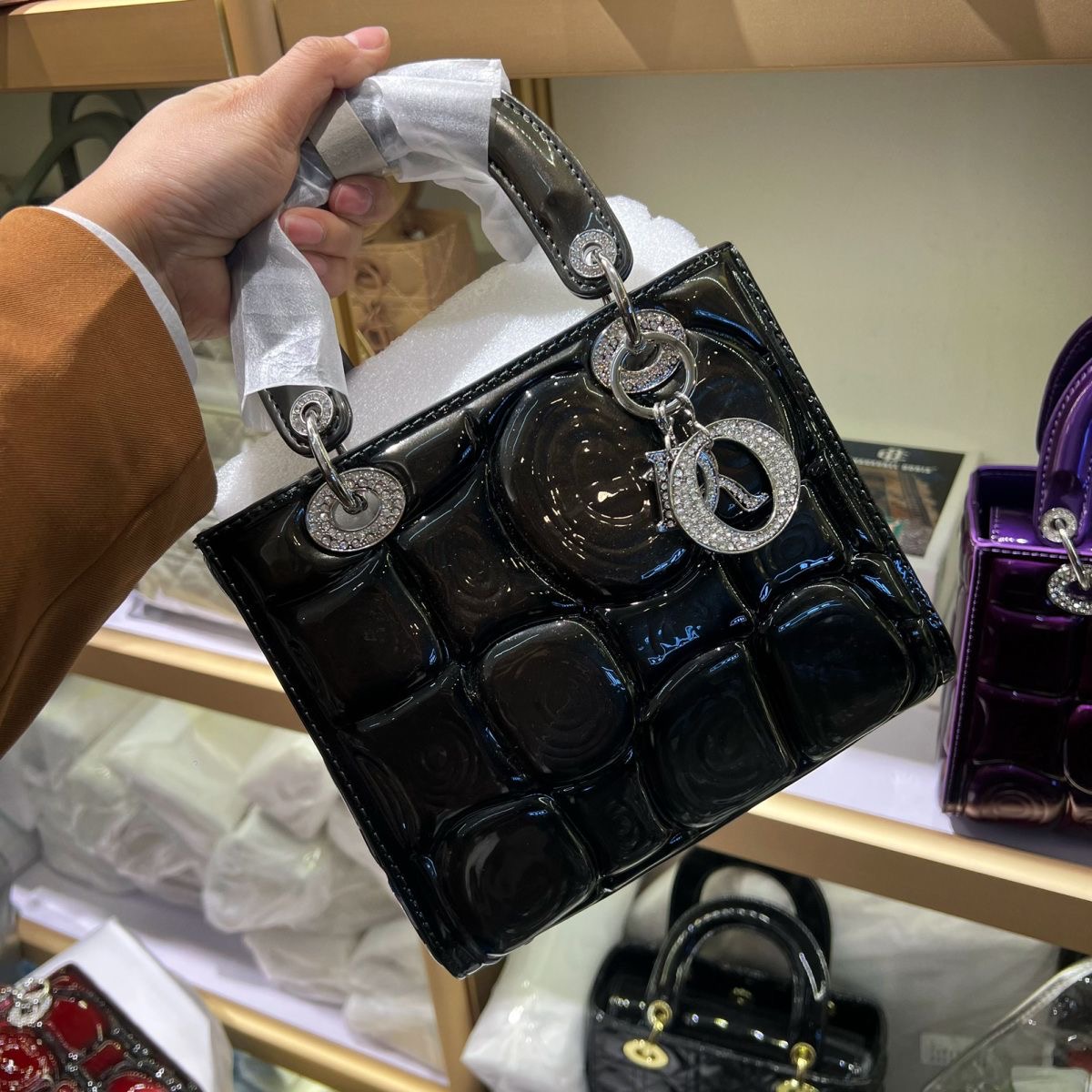 designer bag Luxury Fashion Casual Shoulder Bag Saddle Bag underarm bag diagonal straddle shoulder bag sheepskin cloud bag lunar teeth bag handbag hob