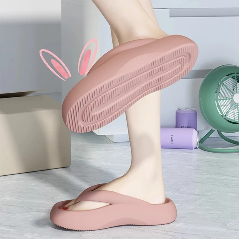 Thick soled flip flops with increased height 2024 beach womens summer walking slippers 250605