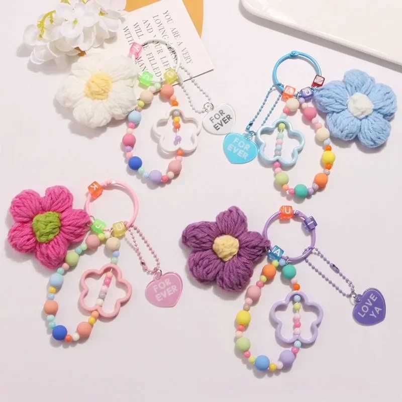 Cartoon Wool Knitted Flowers Key Chains Beaded Wristlet Lanyard Bracelet Keyring For Women Girl Bag Pendant Charms Keychain Gift XJ250607