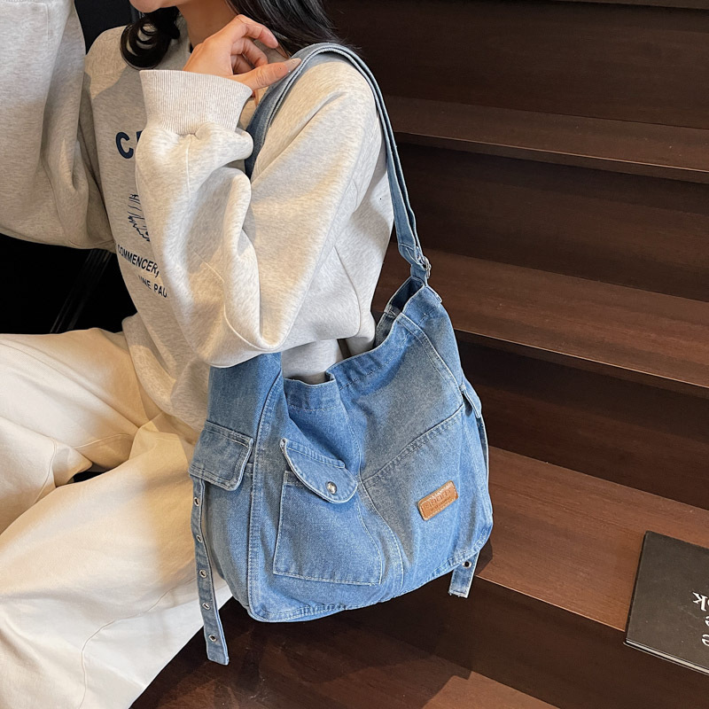 designer 2025 Summer Denim Bag Retro Niche Lazy Literary Washed Tote Bag Trendy Cool Ins Style Single Shoulder Crossbod