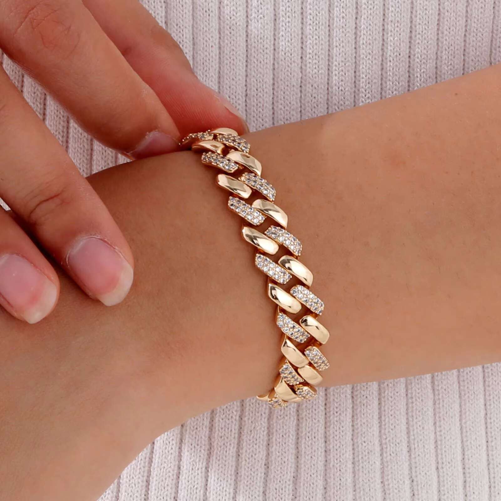 Popular Jewelry Cuban Link Chain Hip Hop Bling Jewelry Diamond Link Bracelets for Women