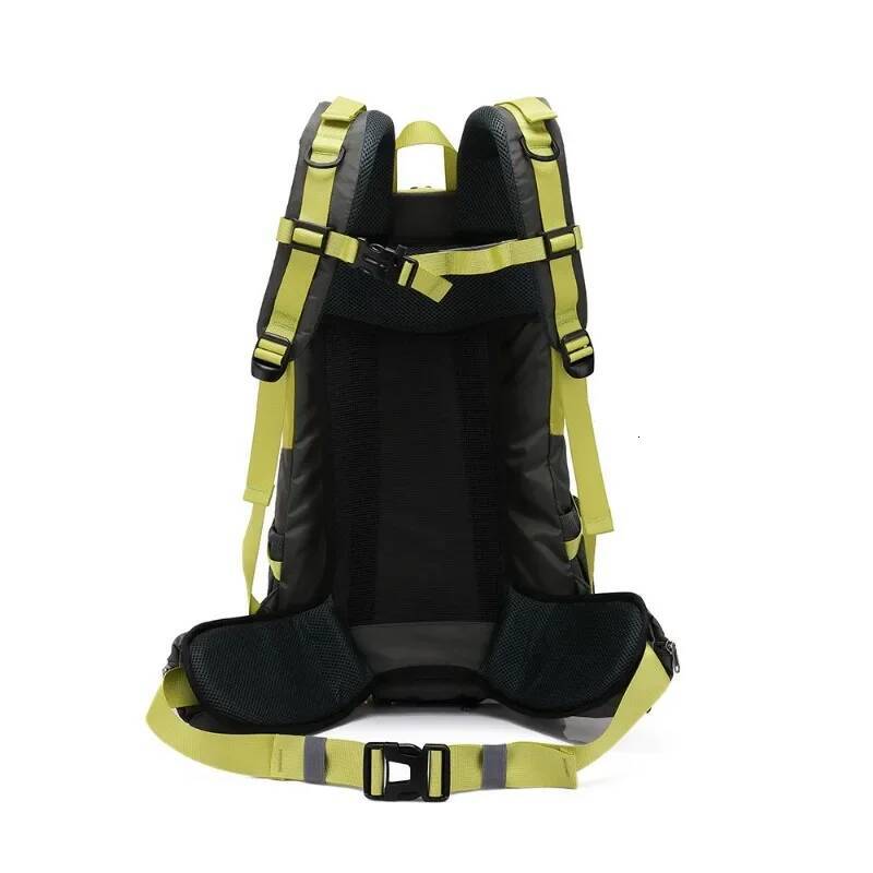 Outdoor mountaineering backpack new professional lightweight large capacity travel waterproof
