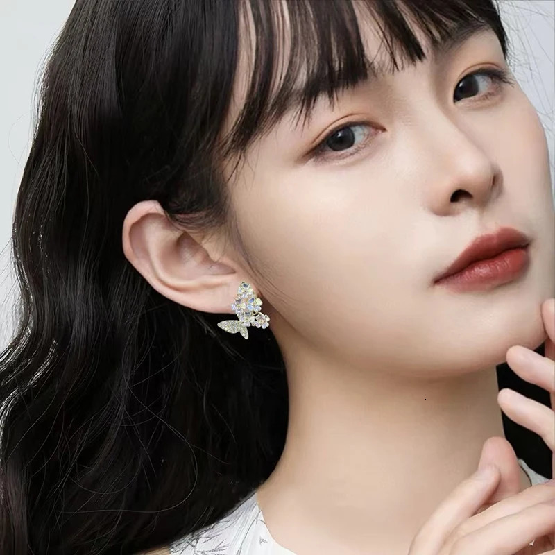 SENYU Romantic Butterfly Korean Style Fairys Elegant White CZ Party Earring Beautiful Flower Wedding Party Jewelry Gift 250604
