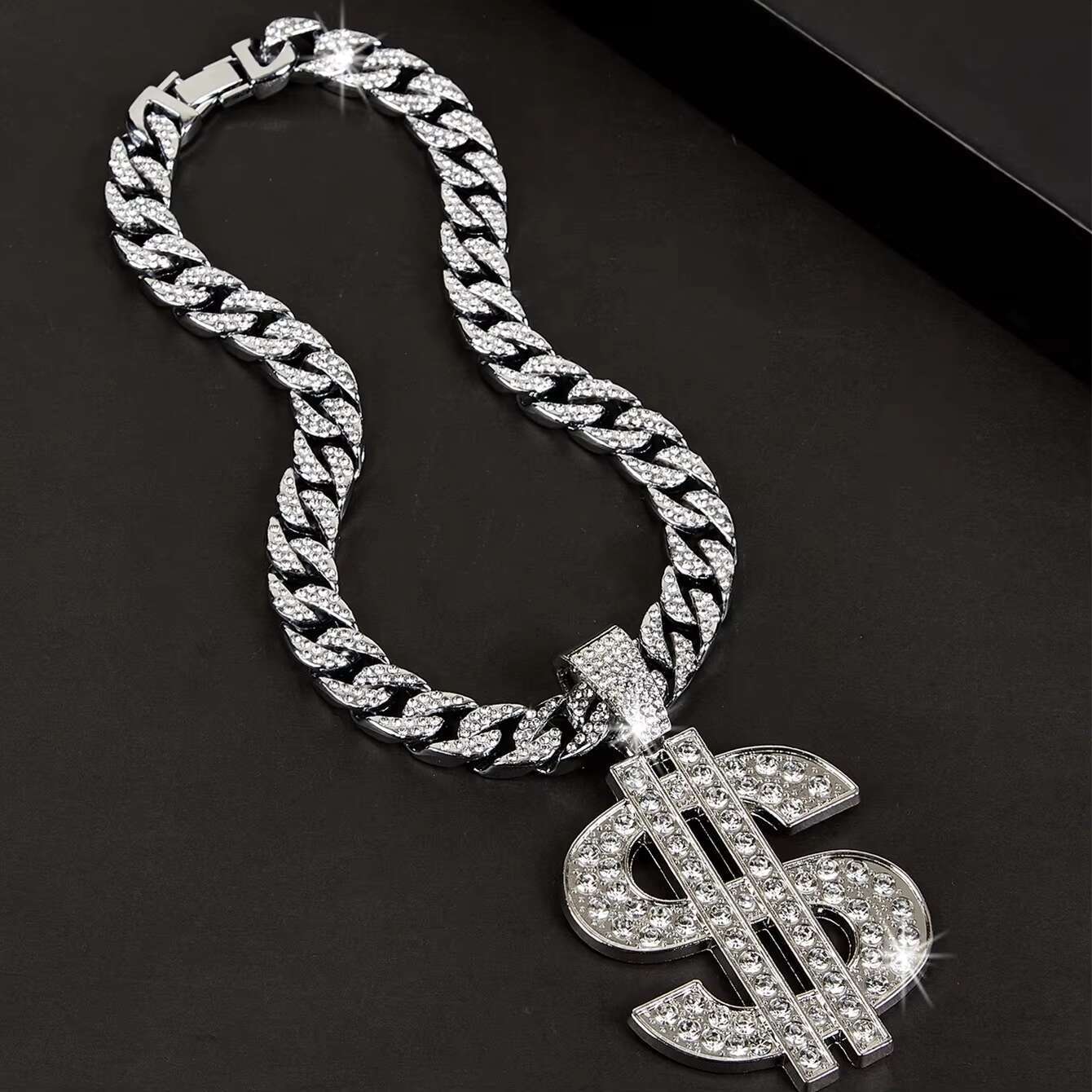 Hot Sell Hip Hop Diamond Encrusted Dollar Pendant Cuban Chain Necklace Accessories Bully Street Dance Nightclub Collarbone Chain
