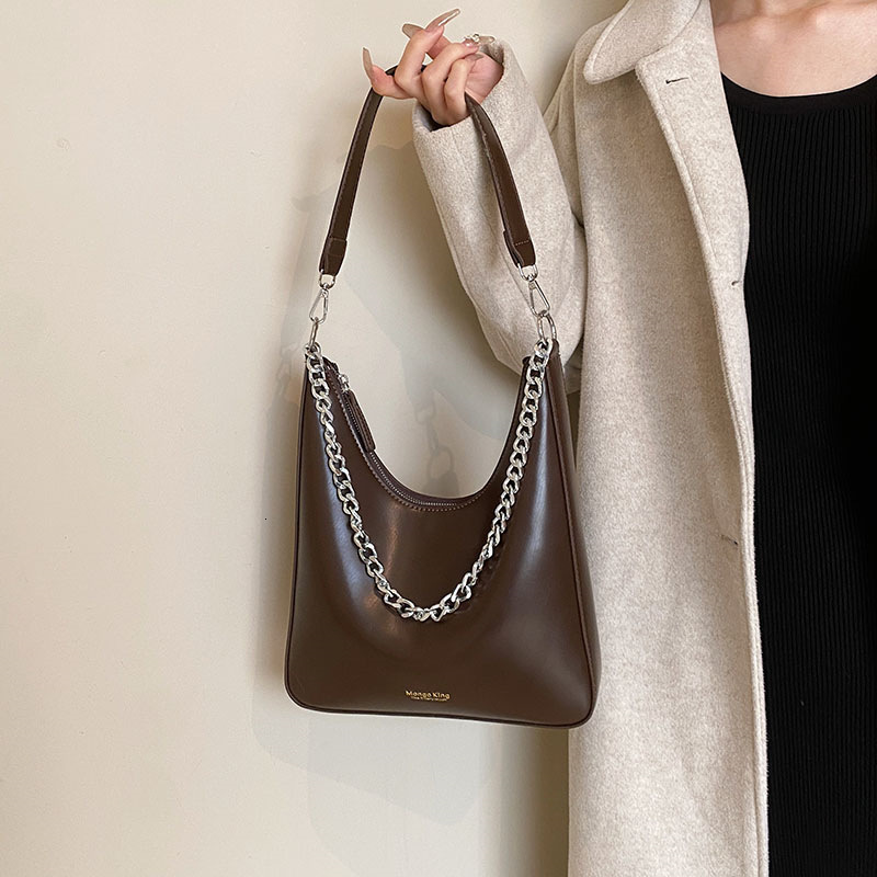 Free Shipping Designer Bag light Luxury Simplicity Autumn And Winter New Maillard Style Fashion Shoulder Chain Design Atmospheric Crossbody Bag