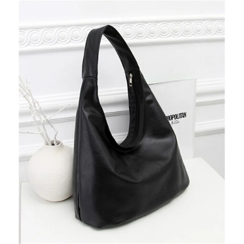 PU Leather Soft Handbag Large Capacity Women Messenger Bag Black Ladies Shoulder Bags For Women Solid Color Zipper Bags 250606