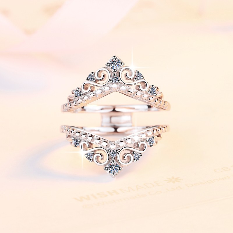 Trendy Moissanite Ring in S925 Sterling Silver, Crown Design, Wide Band, Perfect for Engagements and Weddings, Fashionable Jewelry for Women, Cross-Bo