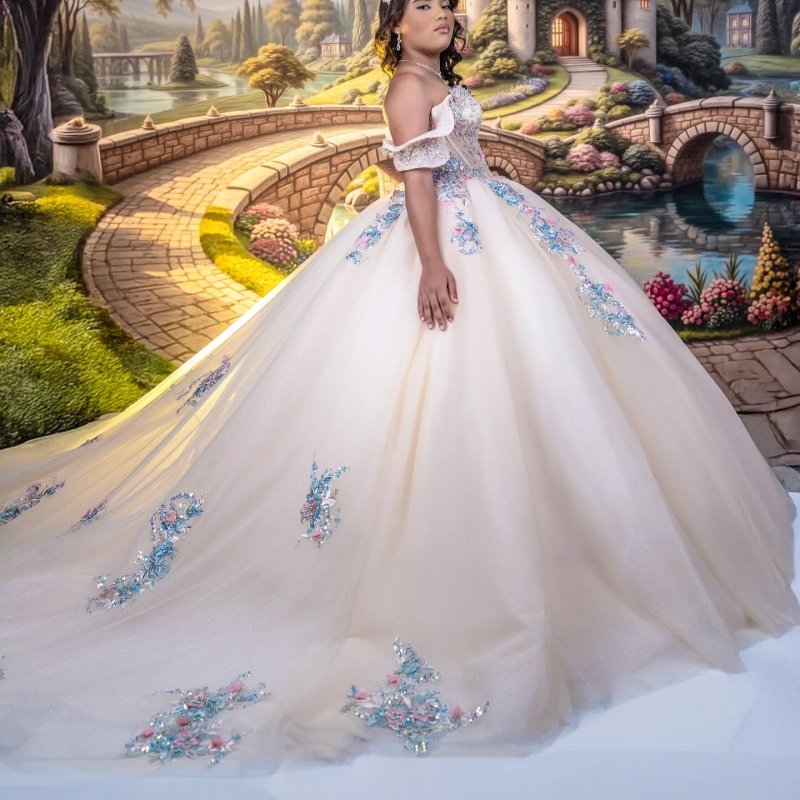 Beige Shiny Off The Shoulder Ball Gown Quinceanera Dresses Sequin Appliques Lace Beading Crystal Tull Sweet 16 Dress vestidos 15 anos