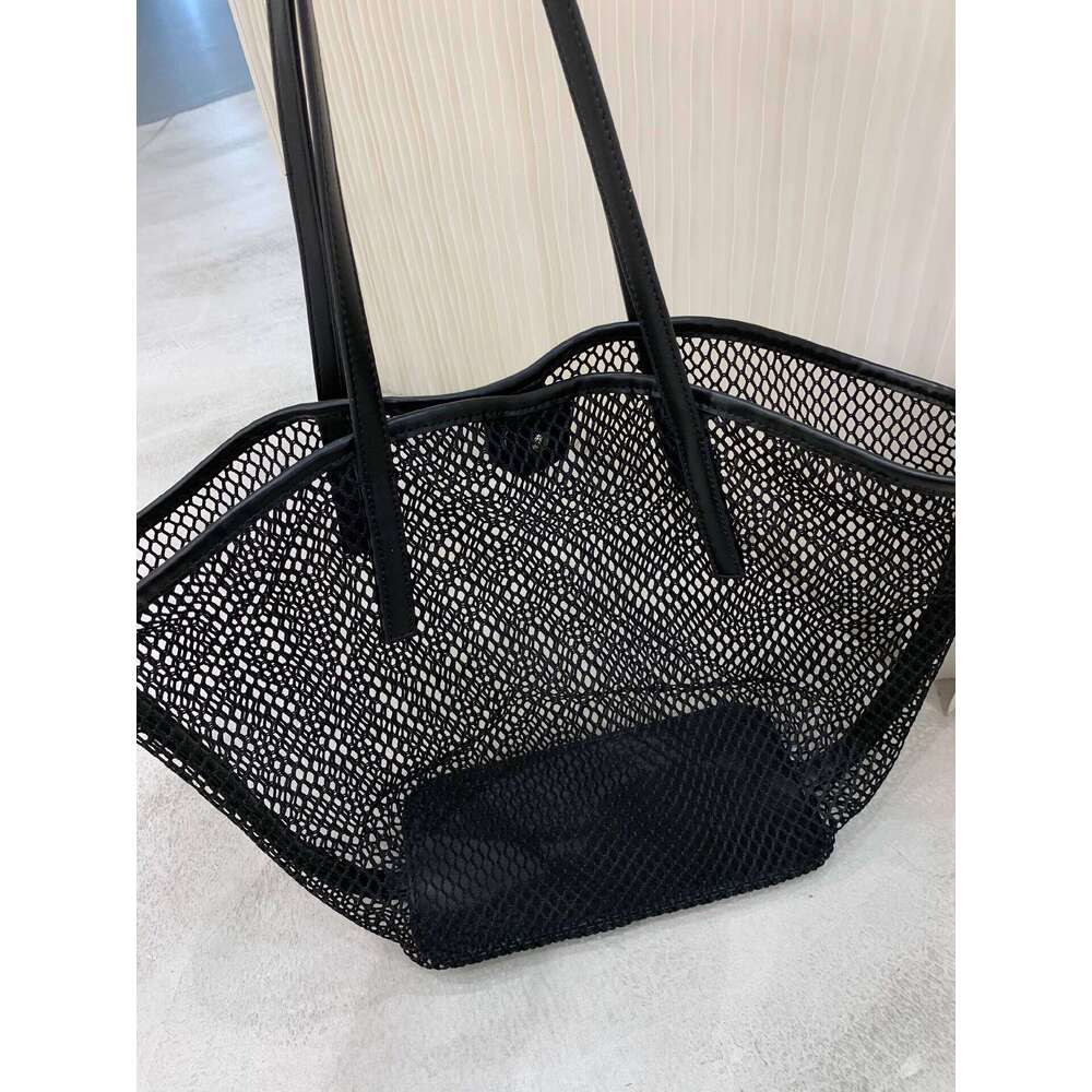 Beach Lazy Style Mesh Tote for Women Commuting Large Capacity Travel Shoulder Bag