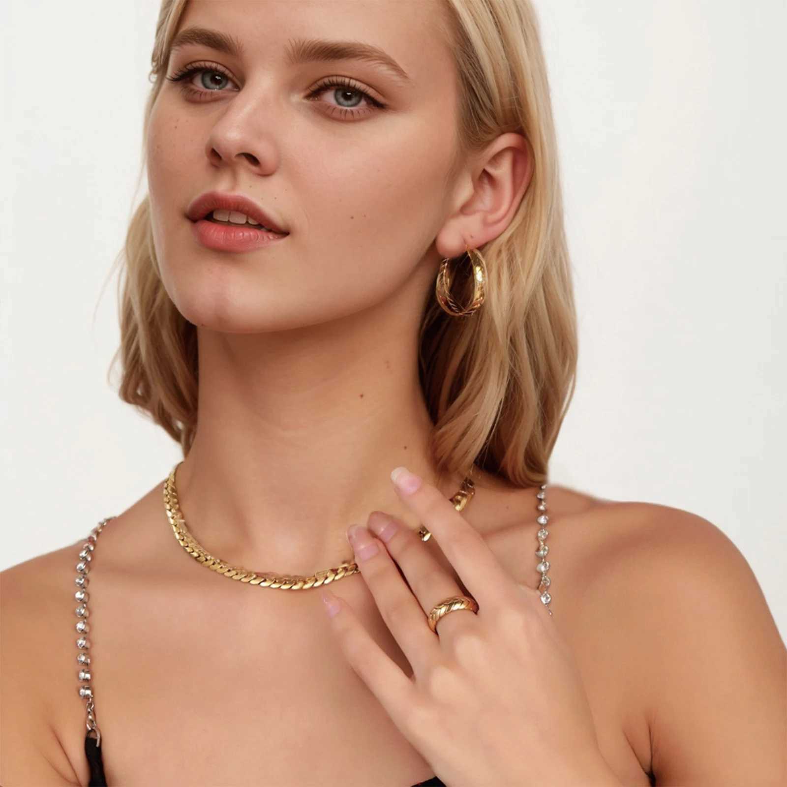 925 Sterling Silver - Altn kaplama - Serpentine Tak Seti 4l (Yzk Kolye Kpe Bileklik) - Erkekler ve Kadnlar iin Uygun Z250607