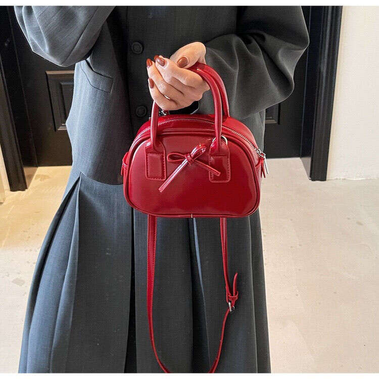 2025 Korean Style New Trend Spring Summer Fashion Versatile Crossbody Small Shoulder Handheld Bowknot Red Bag